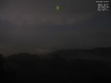 04 : 32