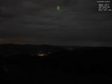 03 : 00