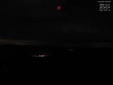 02 : 00