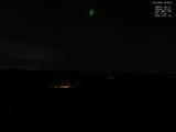 03 : 32