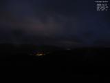 04 : 00