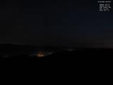 03 : 24