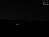 23 : 00