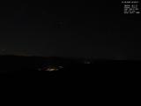 23 : 00
