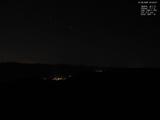 23 : 04