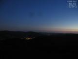 03 : 40