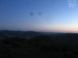 04 : 04