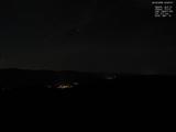 23 : 00