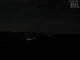 23 : 08