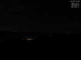 02 : 00