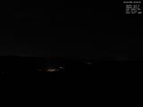 02 : 04