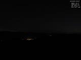 03 : 04