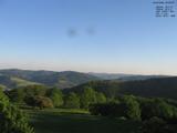 06 : 00