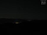 23 : 08