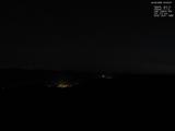 03 : 04