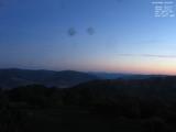 04 : 04