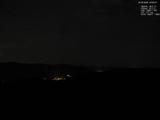23 : 00
