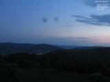 04 : 04