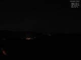 02 : 00