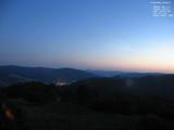 03 : 32
