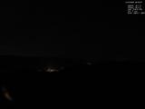 02 : 00