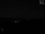 23 : 00