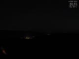 03 : 04