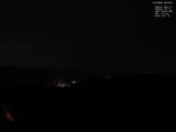 23 : 08