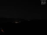 23 : 08