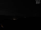 01 : 44