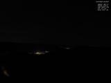 02 : 00
