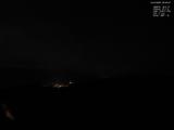 23 : 00