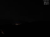 23 : 08