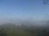 07 : 04
