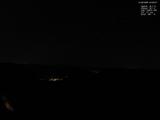 03 : 00
