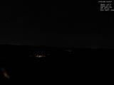 03 : 00