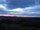 19 : 52
