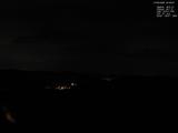 23 : 00