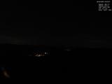 03 : 04