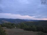 06 : 00