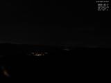 21 : 04
