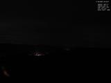 02 : 04