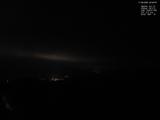 23 : 00