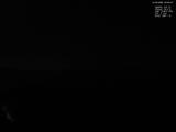 03 : 00