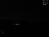 03 : 00