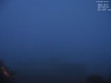 05 : 44