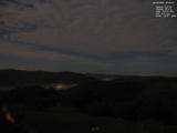 02 : 00