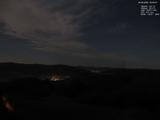 03 : 08