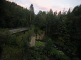 19 : 48