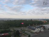 06 : 00